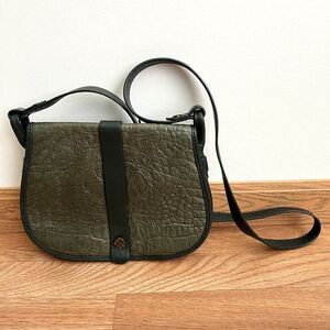 Joelle Hawkens Green Leather Crossbody Bag Multi-Pocket Soft Leather Satchel